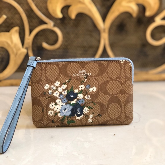 Nwt Coach Floral Signature wristlet wallet - Picture 6 of 8